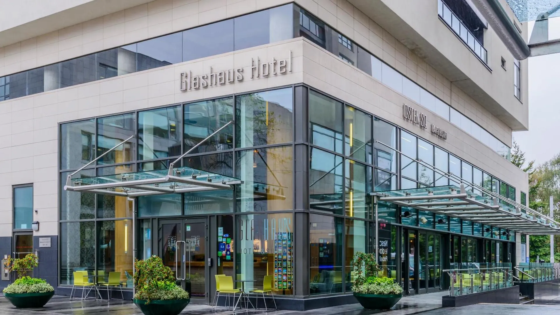 Glashaus Hotel Tallaght